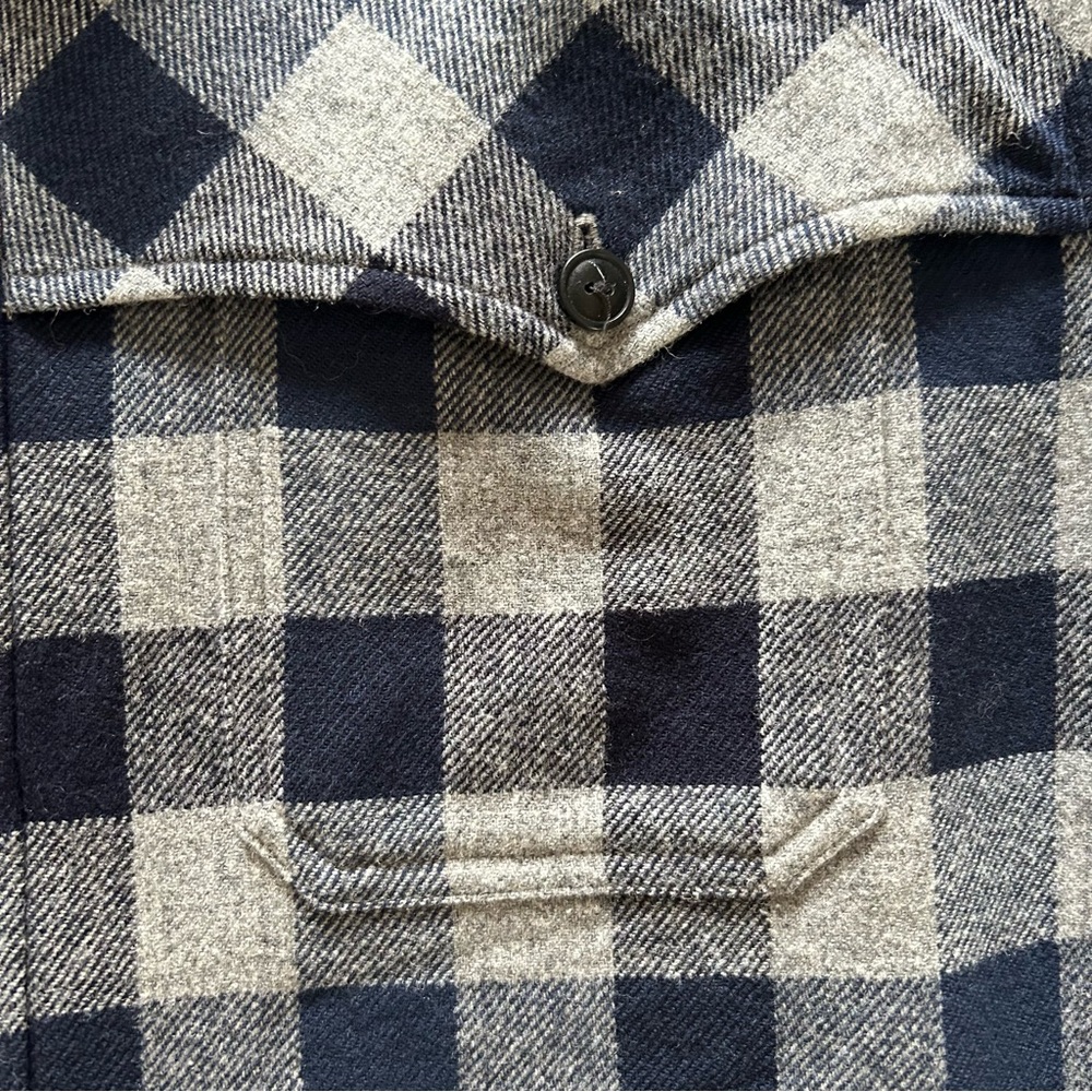 Pendleton Mens XL Wool Flannel Buffalo Plaid Shirt Gray Navy - Picture 3 of 6